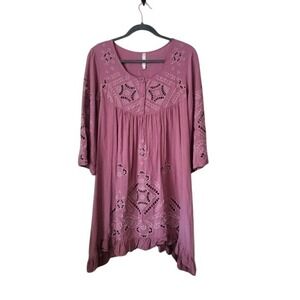 Monoreno dress size M cutout floral 156